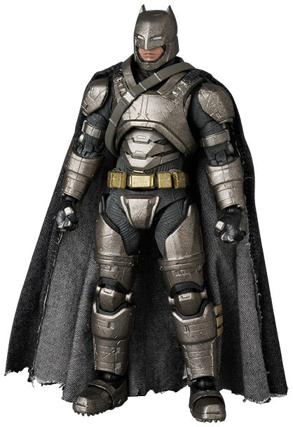 MAFEX "Batman v Superman: Dawn of Justice" ARMORED BATMAN Ver. 1.5