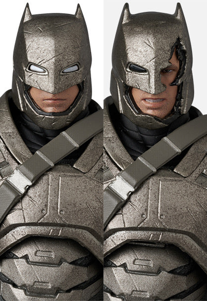 MAFEX "Batman v Superman: Dawn of Justice" ARMORED BATMAN Ver. 1.5