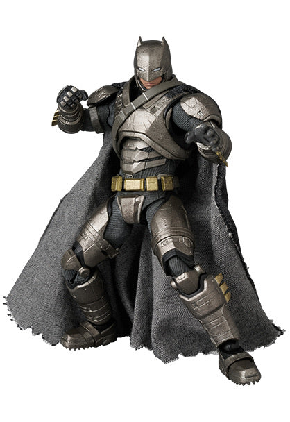 MAFEX "Batman v Superman: Dawn of Justice" ARMORED BATMAN Ver. 1.5