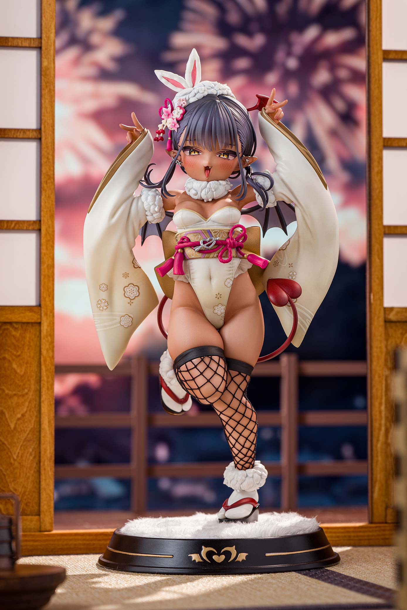 Kasshoku Succubus-chan Haregi Bunny Ver. 1/6 Complete Figure