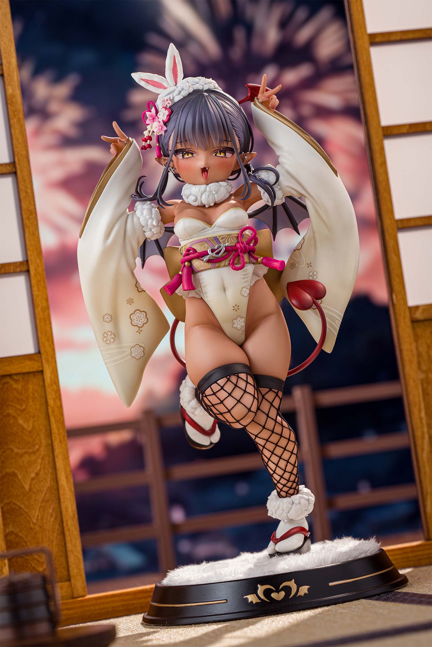 Kasshoku Succubus-chan Haregi Bunny Ver. 1/6 Complete Figure