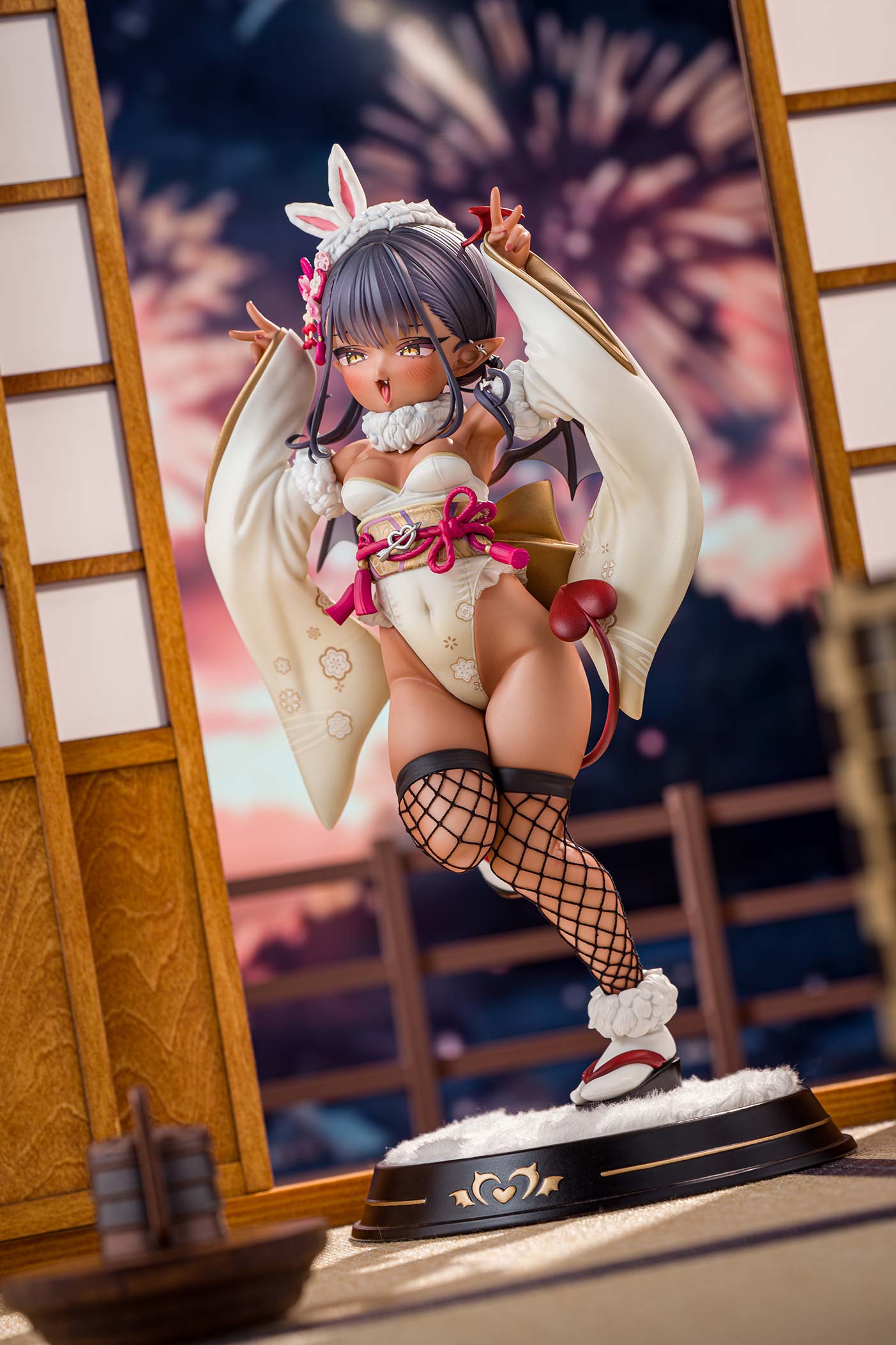 Kasshoku Succubus-chan Haregi Bunny Ver. 1/6 Complete Figure