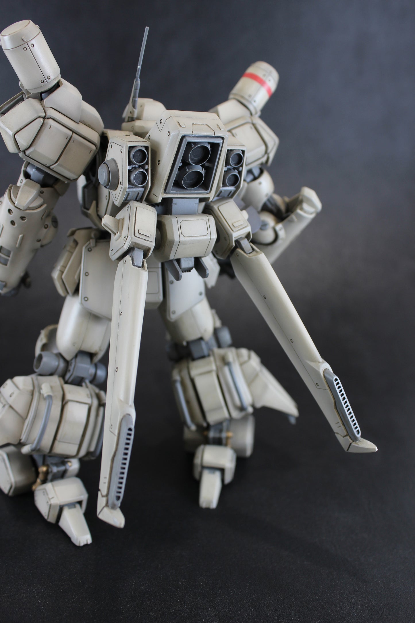 1/35 Scale Plastic Kit "Assault Suits Leynos" AS-5E3 Leynos (Player Type) Renewal Ver.