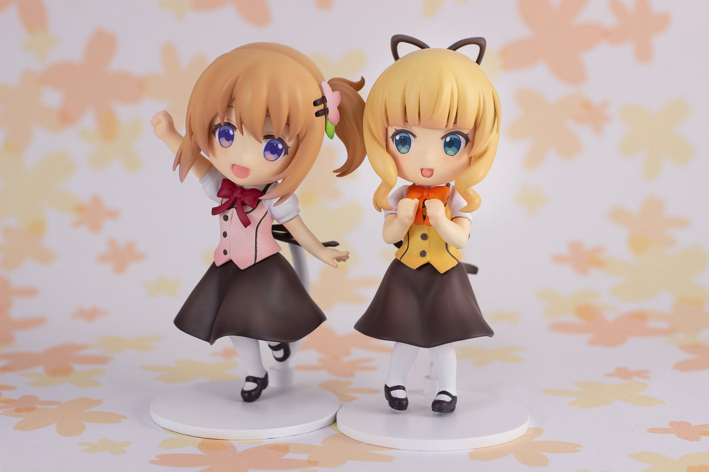 Is the order a rabbit? BLOOM Mini Figure Syaro Complete Figure