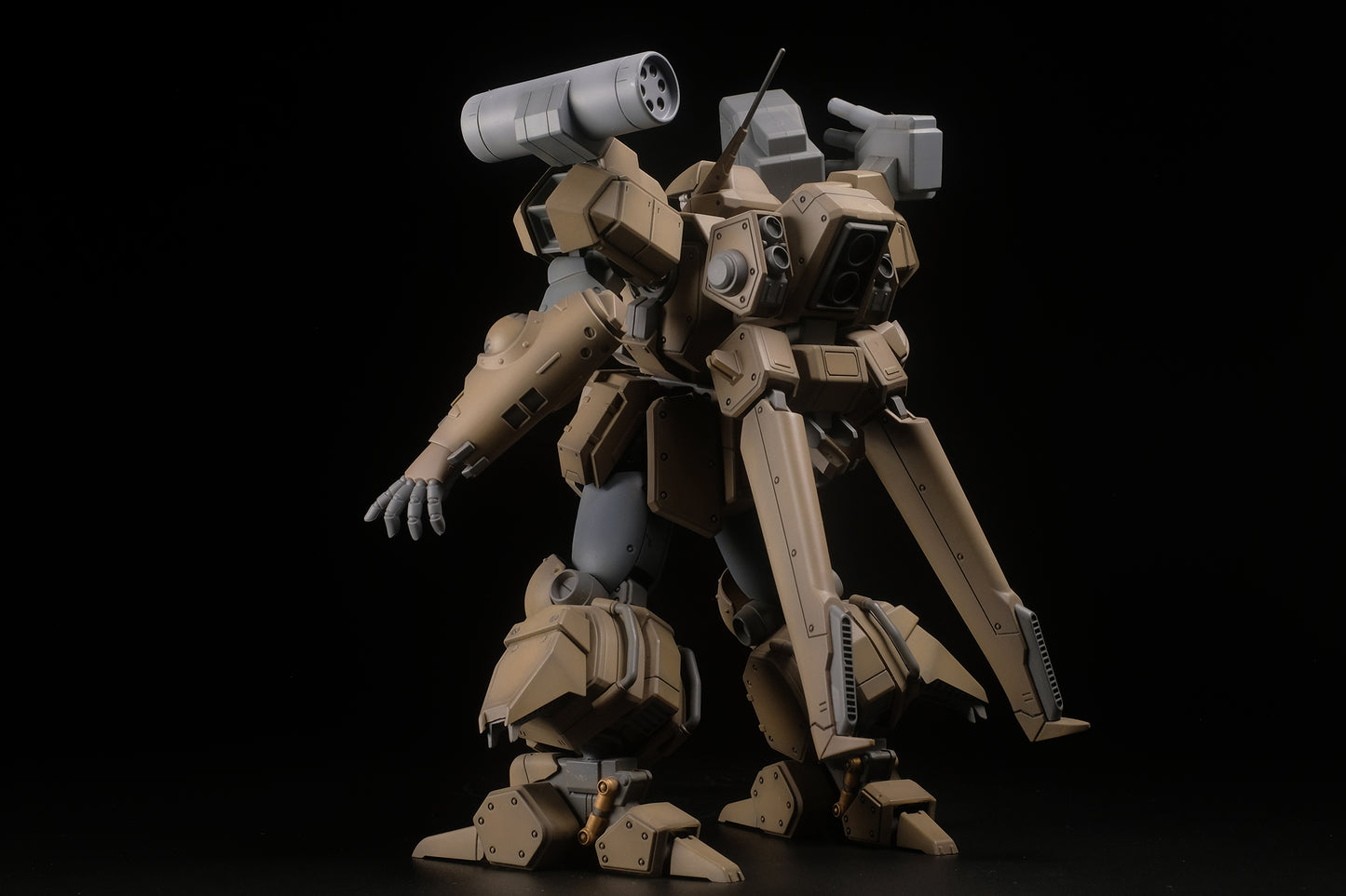1/35 Scale Plastic Kit "Assault Suits Leynos" AS-5E3 Leynos (Mass Production-Type) Renewal Ver.