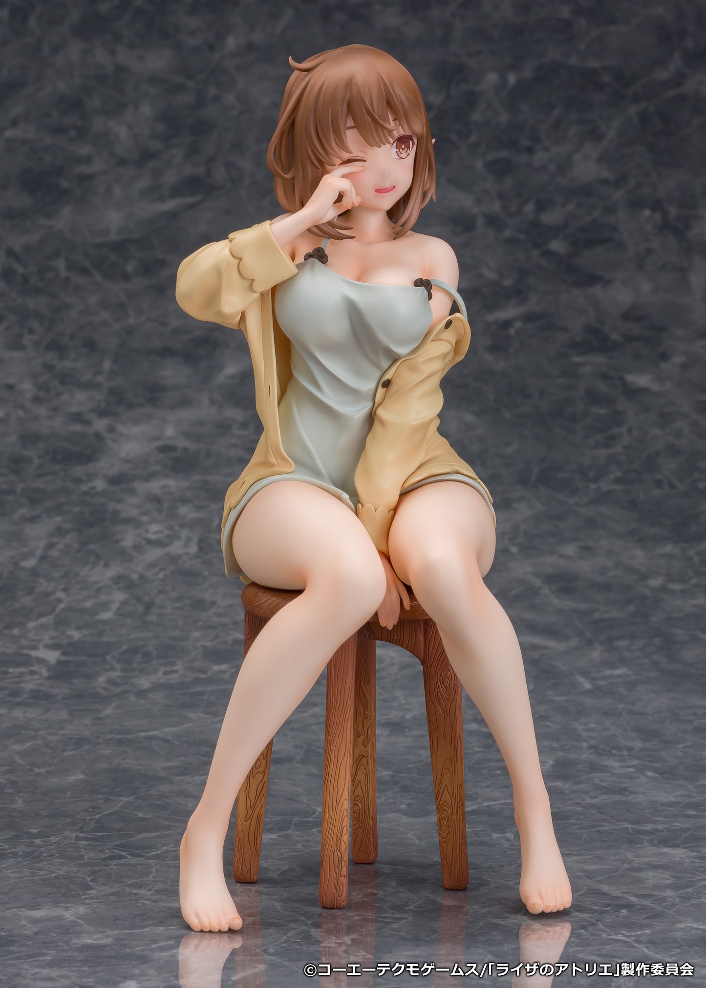 Atelier Ryza: Ever Darkness & the Secret Hideout 1/7 Scale Figure Reisalin Stout Nightclothes Ver.