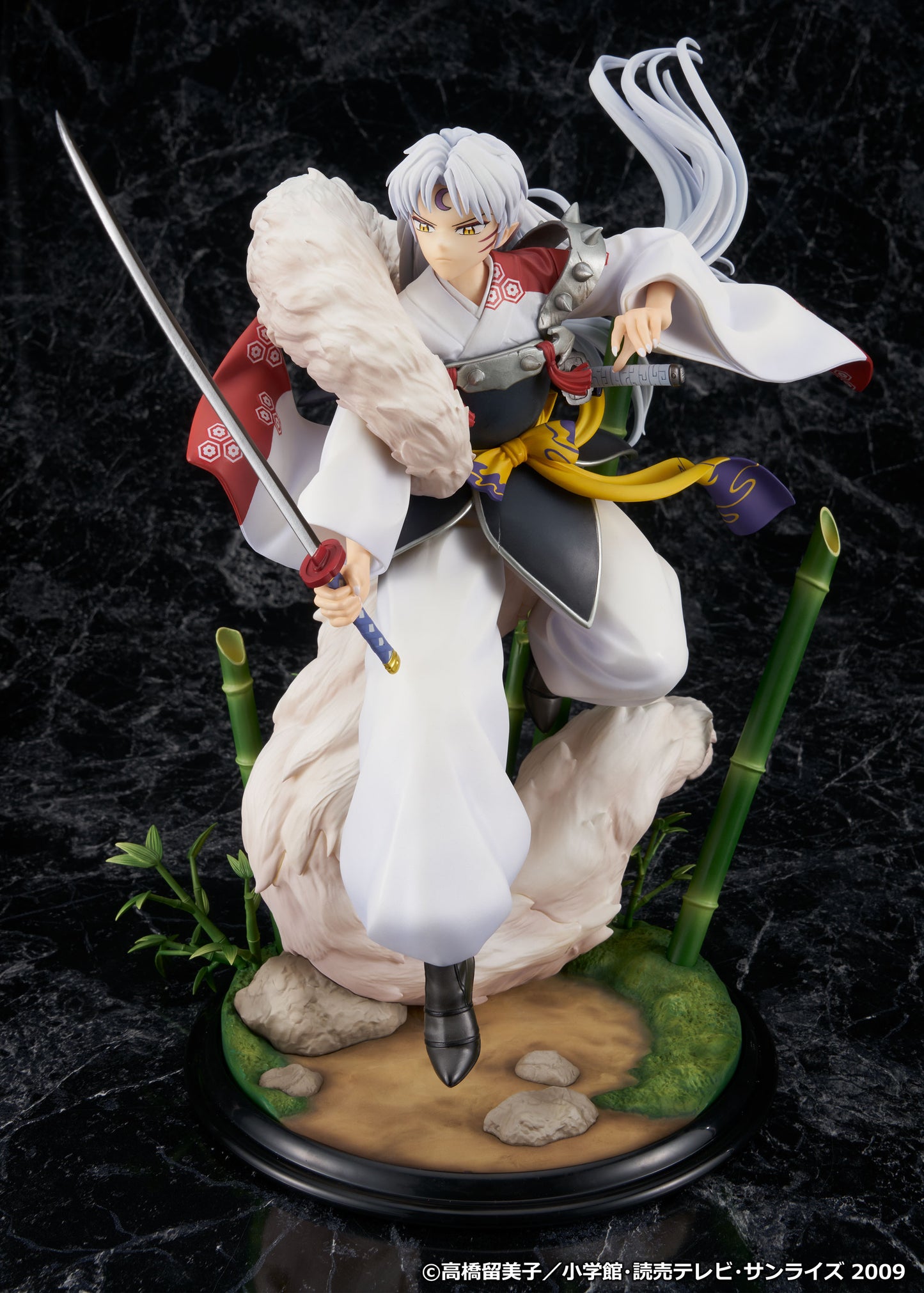 InuYasha 1/7 Scale Figure Sesshomaru Complete Figure, Action & Toy Figures, animota