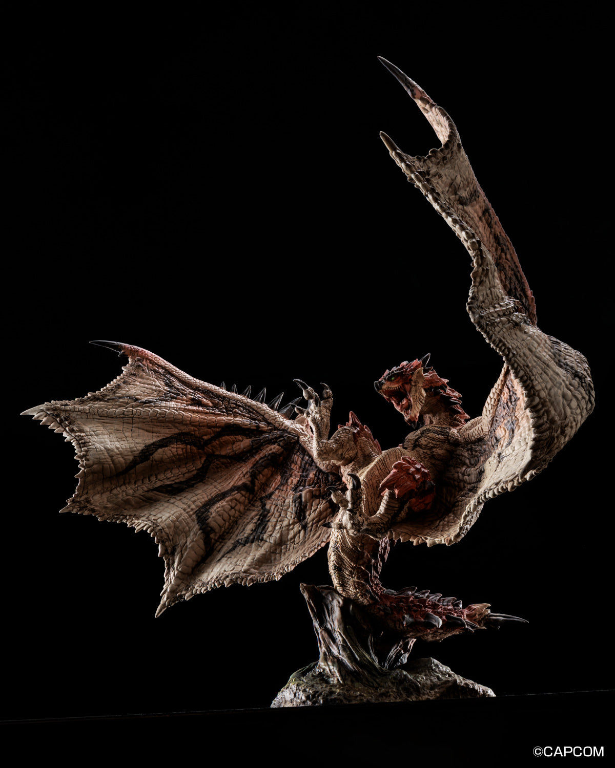 PLAfig. PF-05 "Monster Hunter" Rathalos Plastic Model