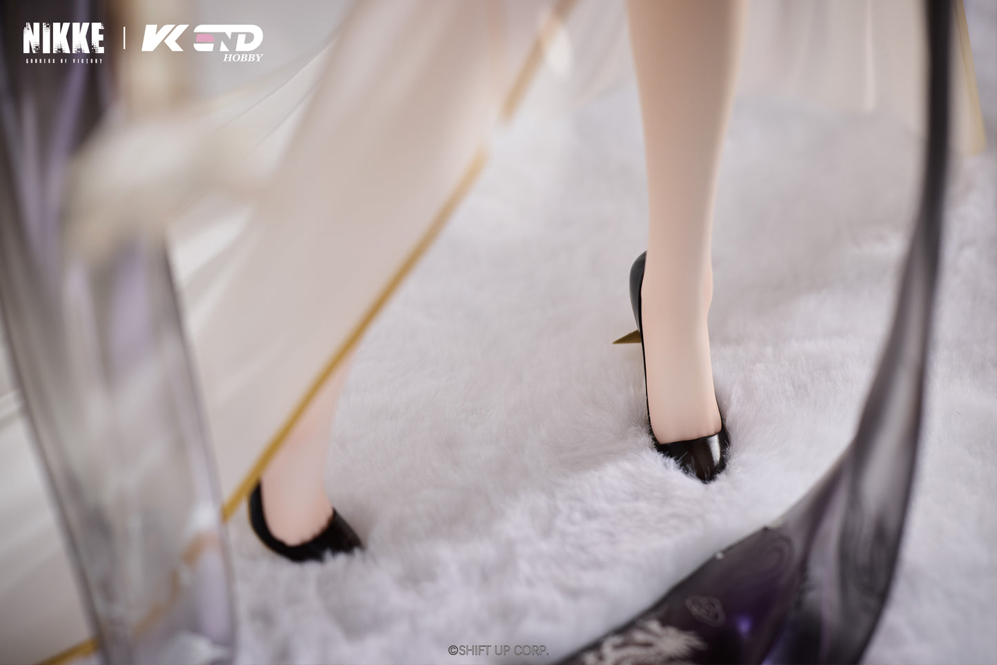 Goddess of Victory: Nikke Crown: Glorious Flower 1/4 Complete Figure