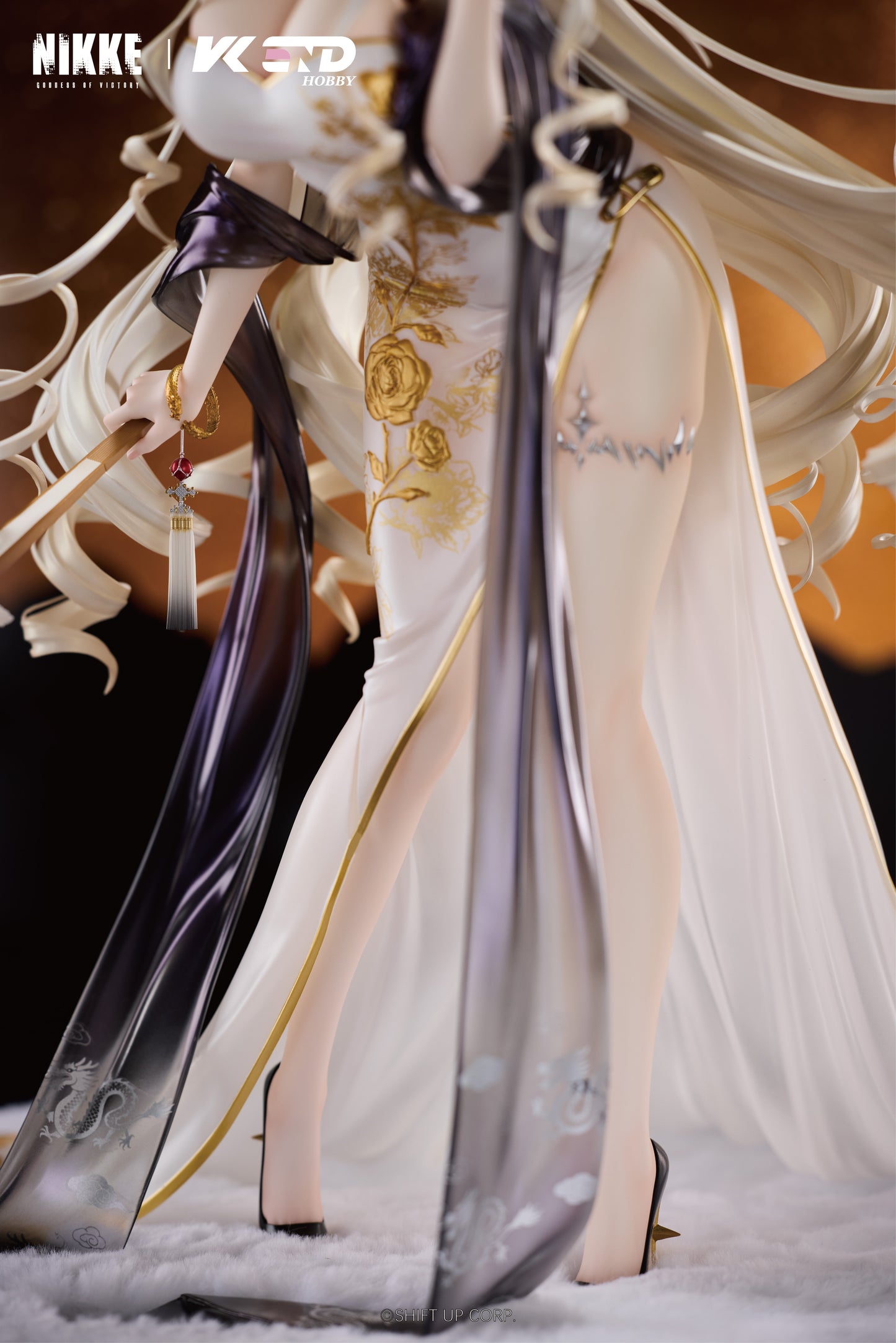 Goddess of Victory: Nikke Crown: Glorious Flower 1/4 Complete Figure