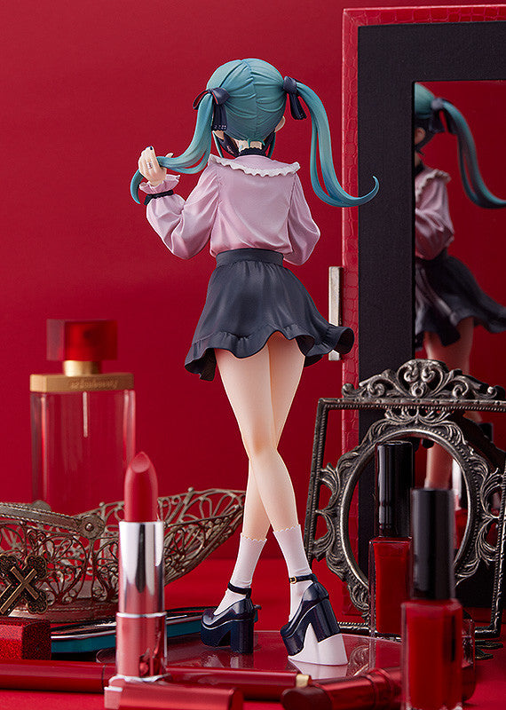 POP UP PARADE Character Vocal Series 01 Hatsune Miku Hatsune Miku The Vampire Ver. L Size