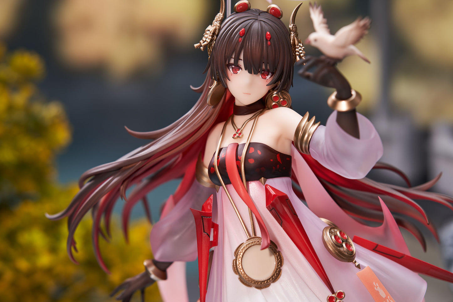 Punishing: Gray Raven Lucia Plume Eventide Glow Ver. | animota