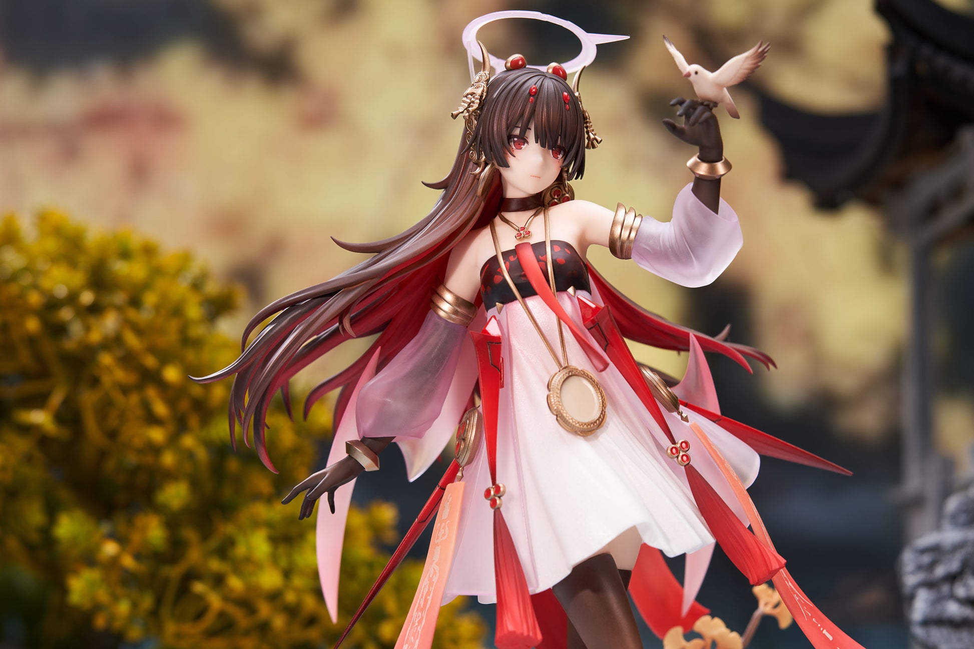 Punishing: Gray Raven Lucia Plume Eventide Glow Ver. | animota