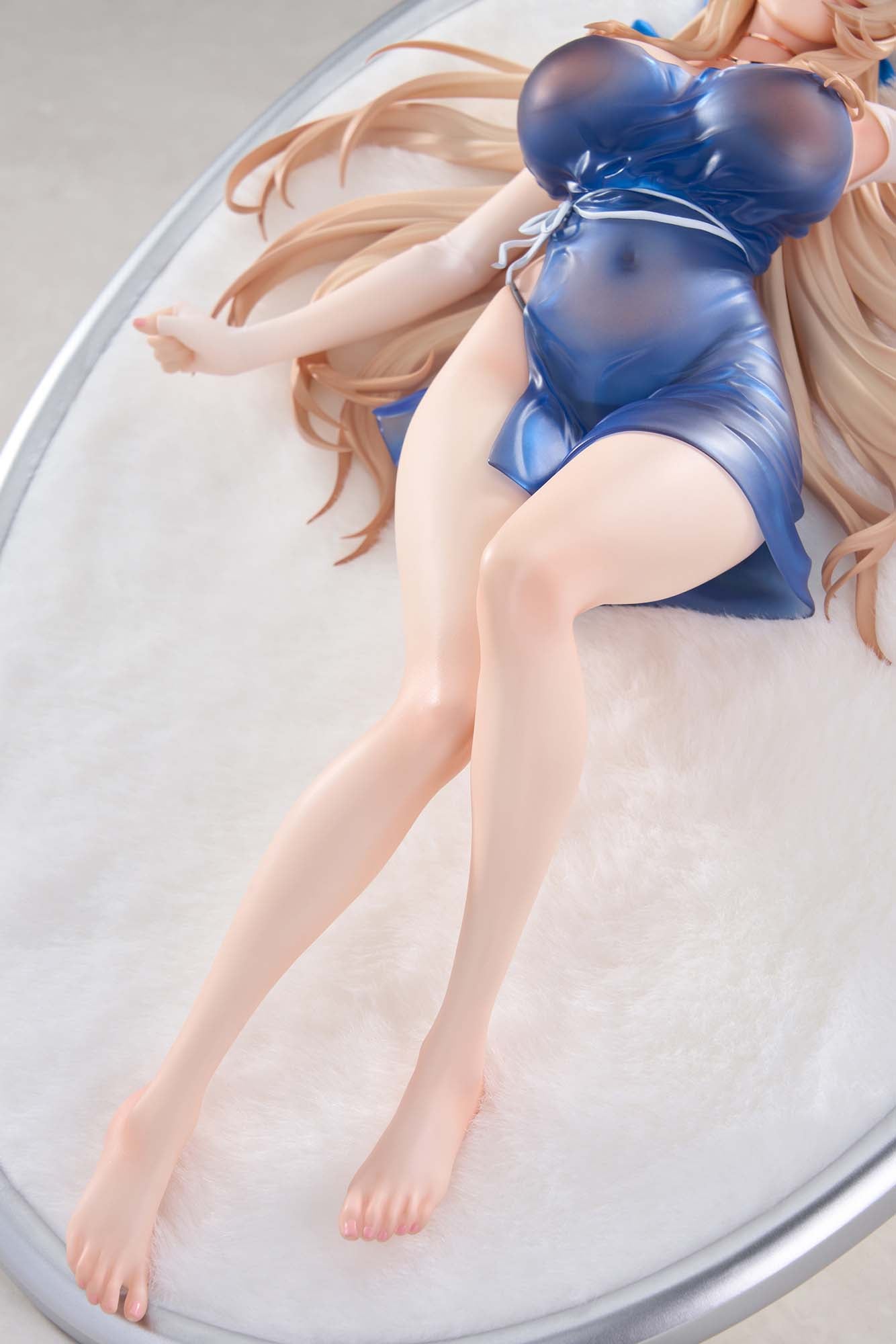 Brown Dust 2 Wilhelmina Queen of the Water Park Ver.