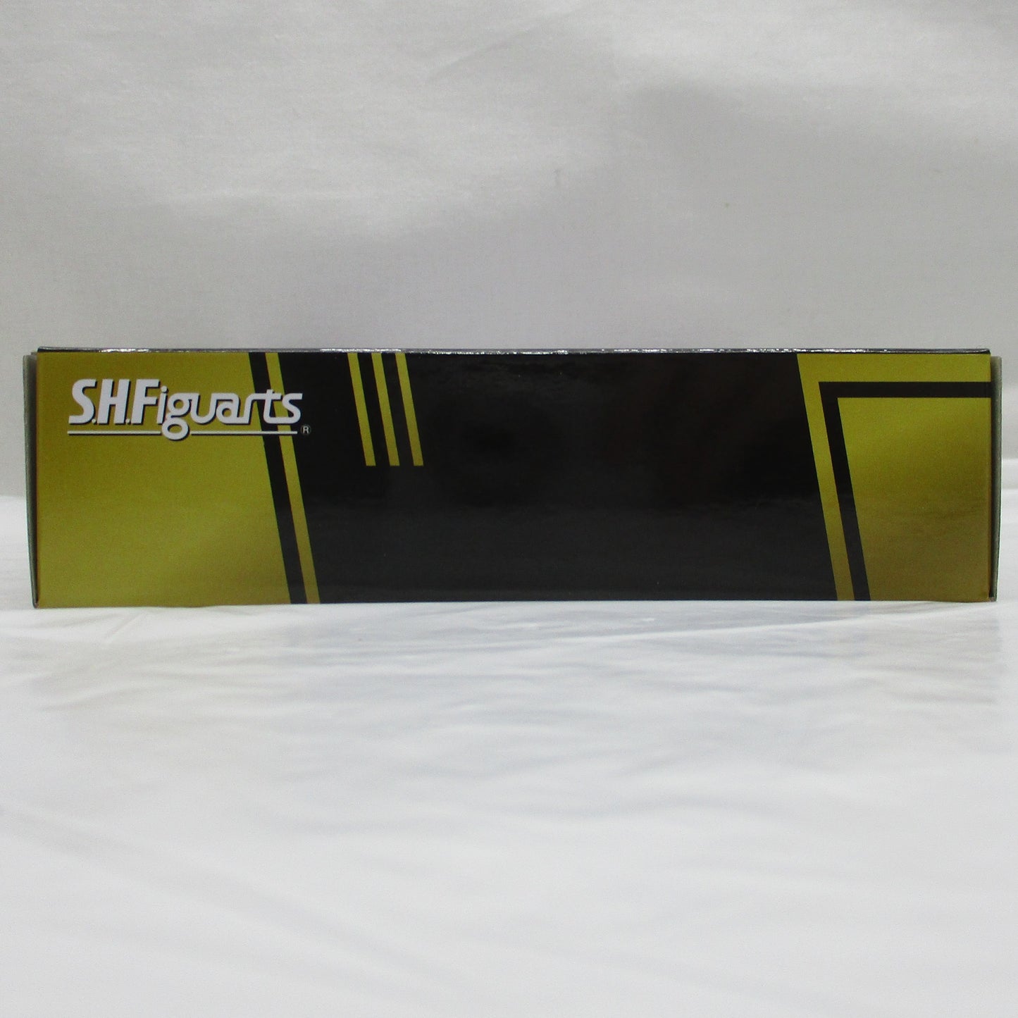 S.H.Figuarts Ultraman Decker Dynamic Type, Action & Toy Figures, animota