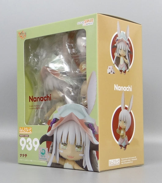 Nendoroid n.° 939 Made in Abyss Nanachi con artículo adicional de la tienda en línea Goodsmile: soporte para figuras autografiado