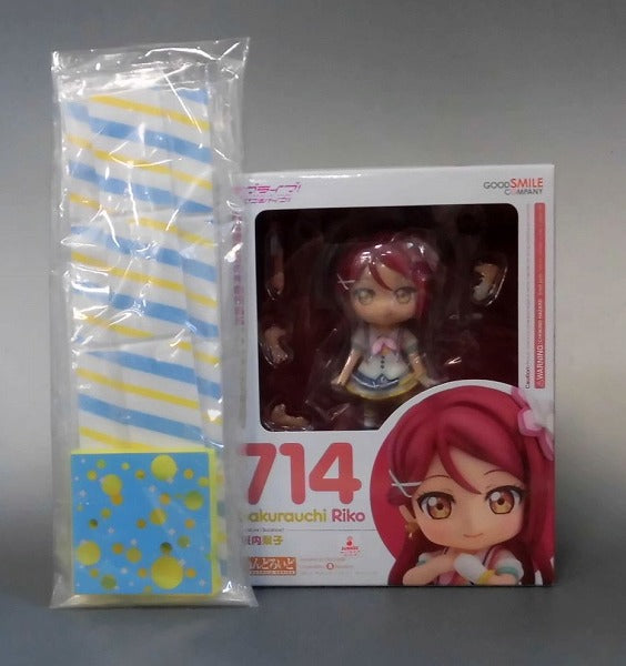 Nendoroid n.° 714 de Riko Sakurauchi con artículo adicional de la tienda en línea Goodsmile 