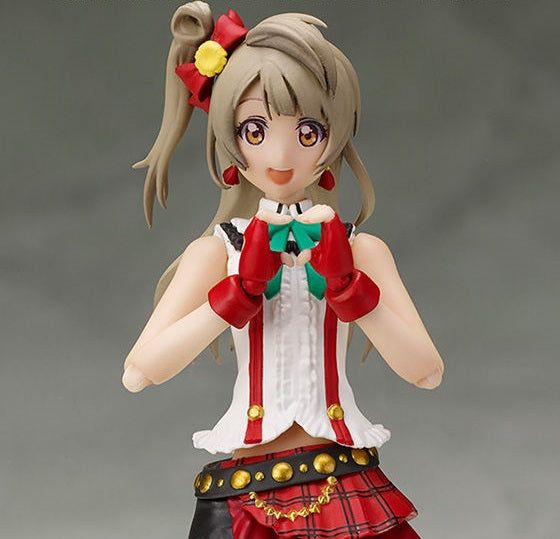 S.H. Figuarts - Kotori Minami (Bokura wa Ima no Naka de) 