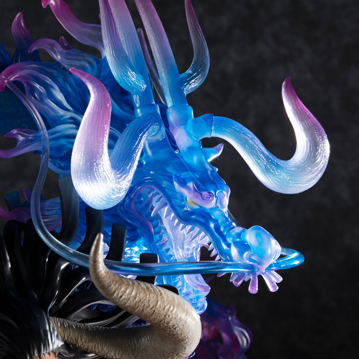 Portrait.Of.Pirates ONE PIECE "WA-MAXIMUM" Kaido, The King of the Beasts [Super Exclusive Reproduction Edition] Complete Figure, Action & Toy Figures, animota