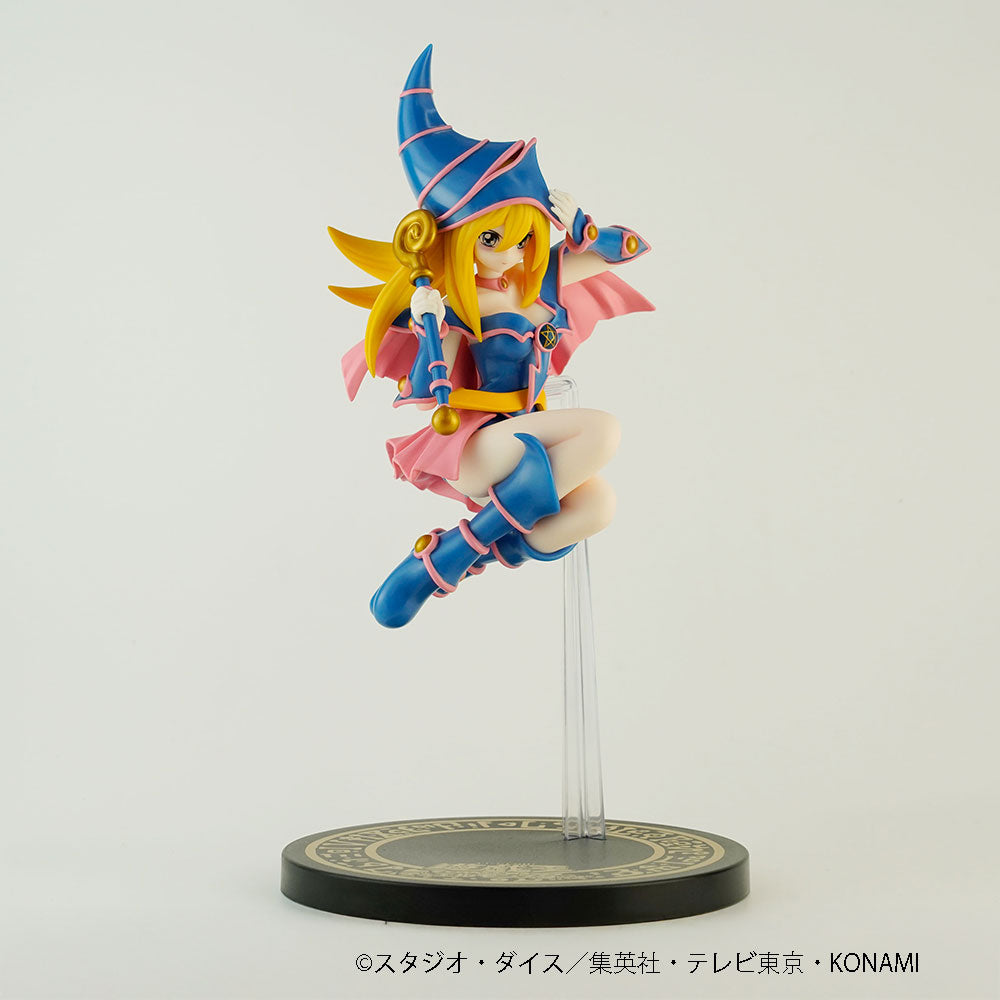 Yu-Gi-Oh! Card Game Equal Arts Dark Magician Girl, Action & Toy Figures, animota
