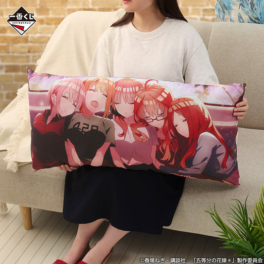 The Quintessential Quintuplets＊ - Memorial Collections - Napping with the Quintuplets Hyper Mega Cushion [Ichiban-Kuji Prize A]