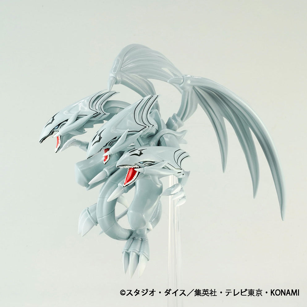 Yu-Gi-Oh! Card Game Equal Arts Blue-Eyes Ultimate Dragon, Action Figures, animota