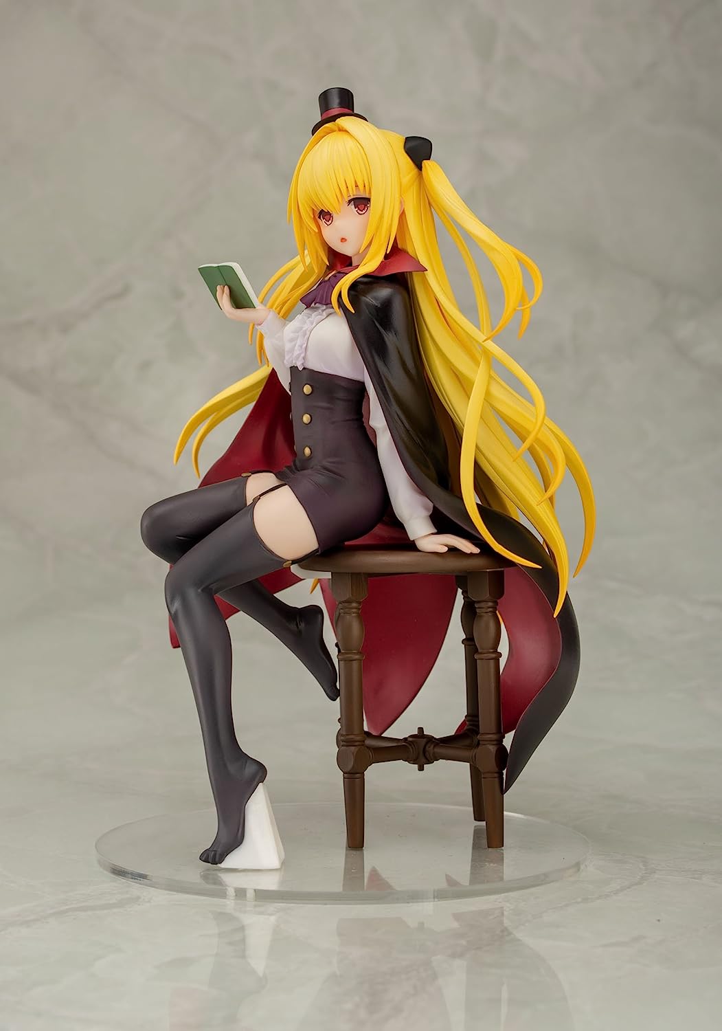 To Love-Ru Golden Darkness 1/7 Complete Figure | animota