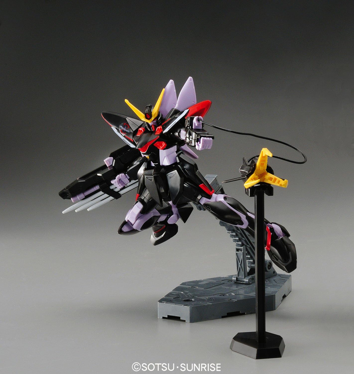 Gundam R04 1/144 HG Blitz Gundam | animota