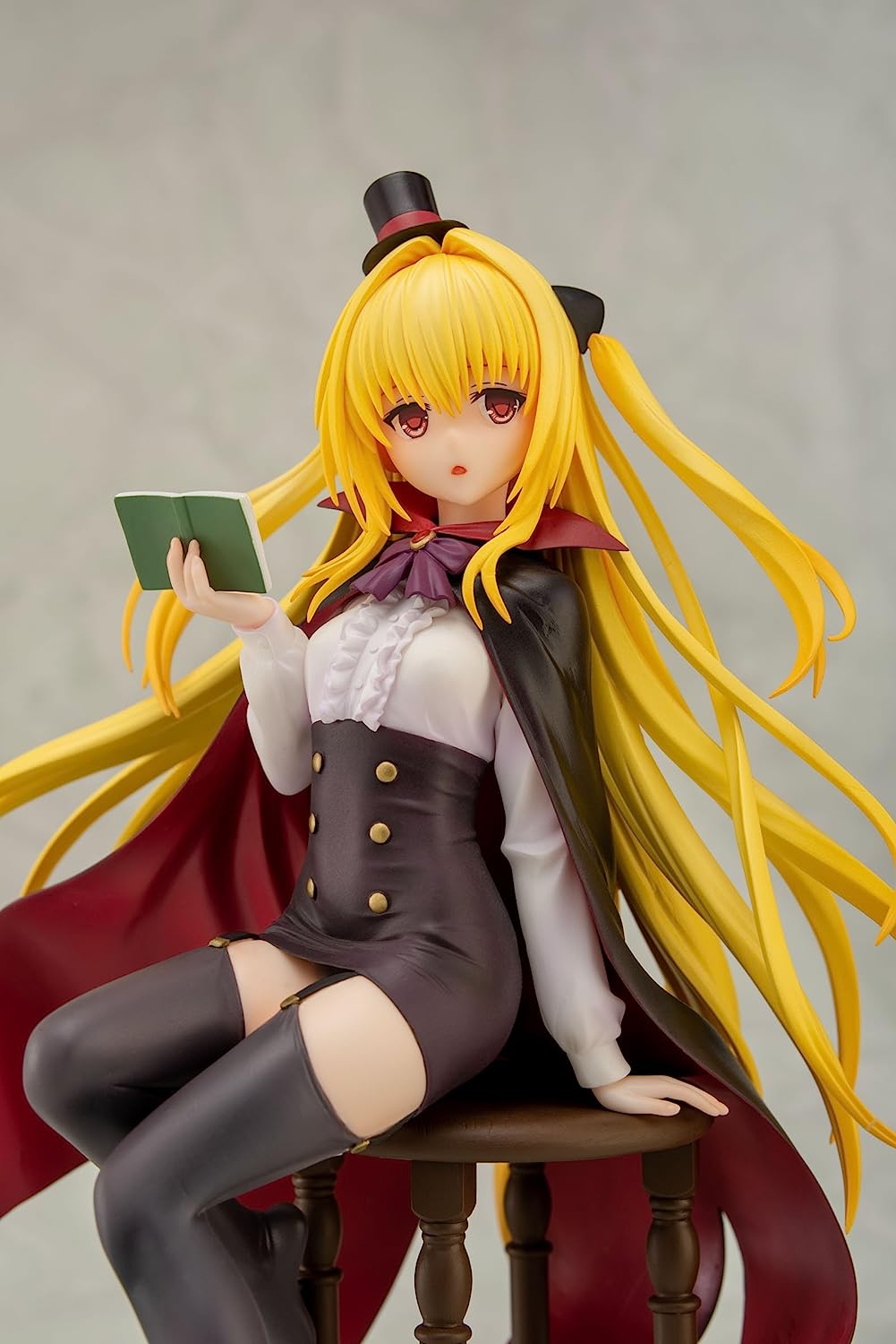 To Love-Ru Golden Darkness 1/7 Complete Figure | animota