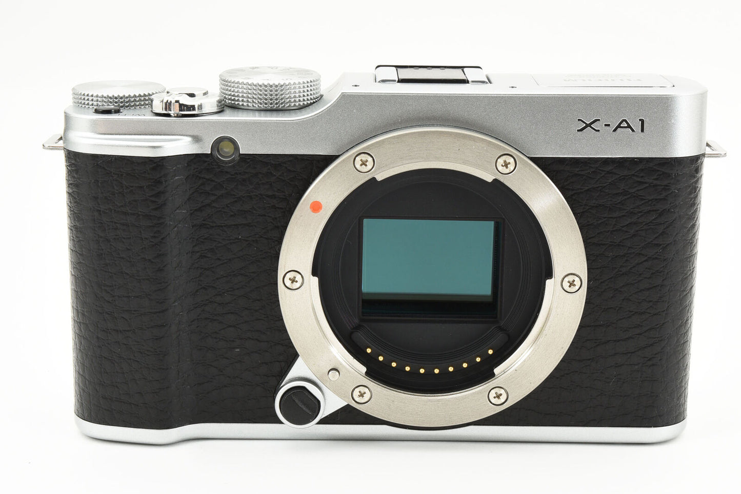 Fujifilm X-A1 16,3 MP spiegellose Digitalkamera, Gehäuse silber [fast neuwertig] #3860A