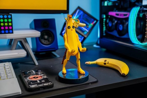 [Fortnite] "Peelie" EXG Cable Guys Controller & Phone Stand, Action & Toy Figures, animota