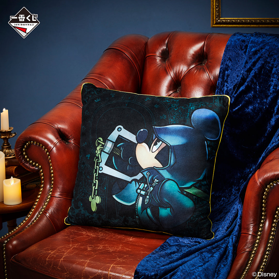 KINGDOM HEARTS -Linking Hearts- Cushion [Ichiban-Kuji Prize C] (Re-release), Throw Pillows, animota