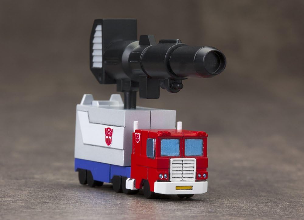 D-Style - Transformers Convoy Plastic Model | animota