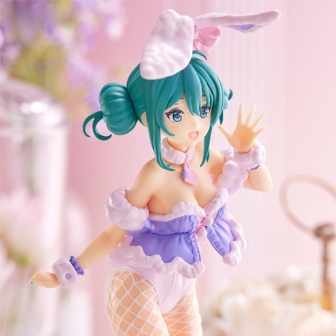 Hatsune Miku - BiCute Bunnies Figure - White Rabitt Lavender Ver