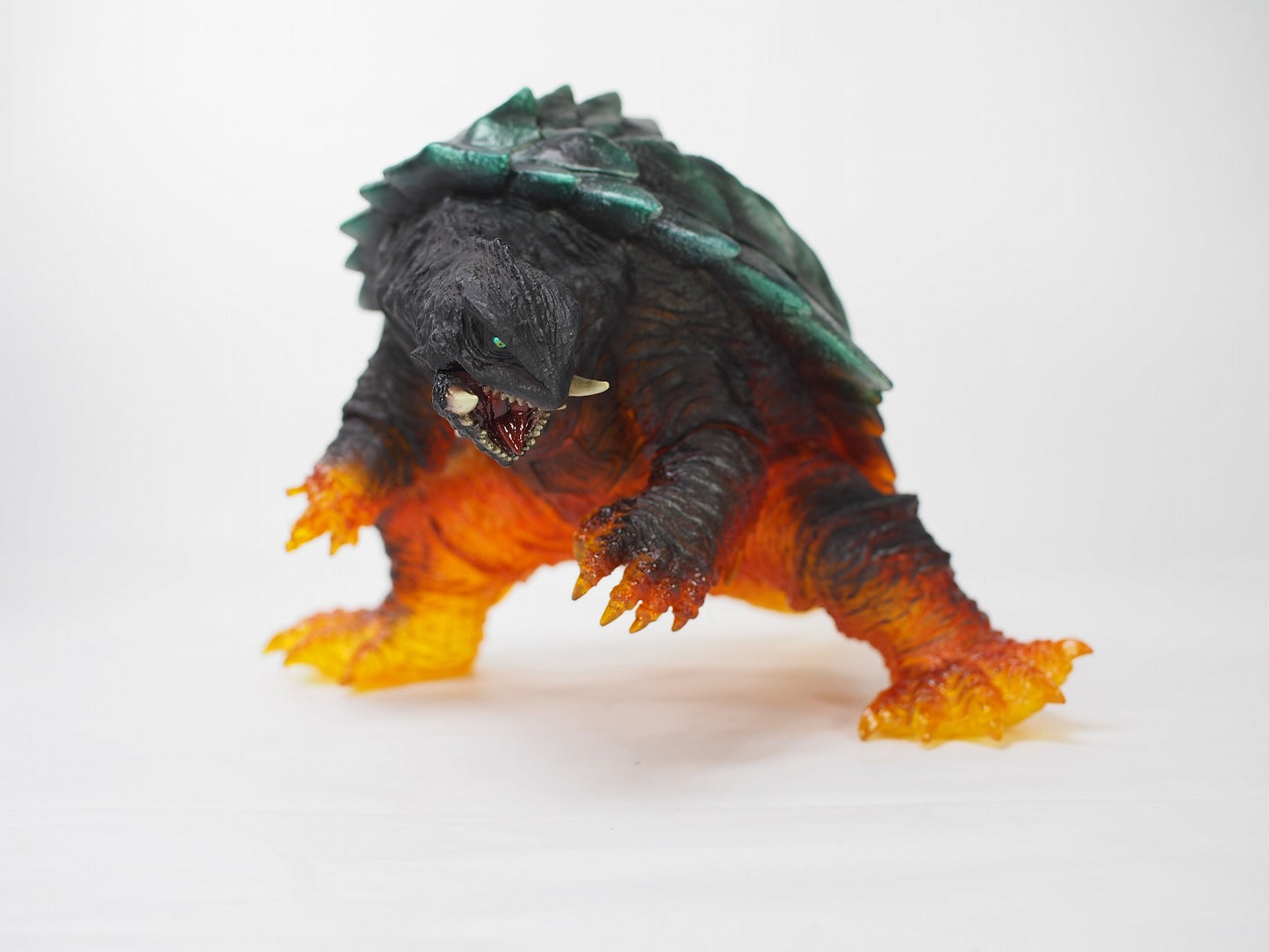 Artistic Monsters Collection (AMC) AMC Gamera 3 (1999) Last Scene Ver. Complete Figure