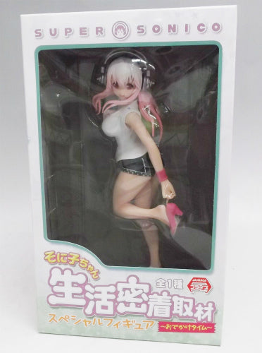 FuRyu Sonico-chan Everyday Life Report Special Figure -Going Out-