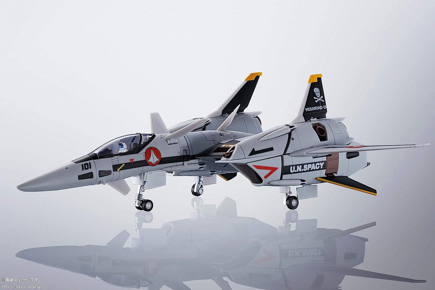 HI-METAL R VF-4G Lightning III "The Super Dimension Fortress Macross Flash Back 2012" | animota