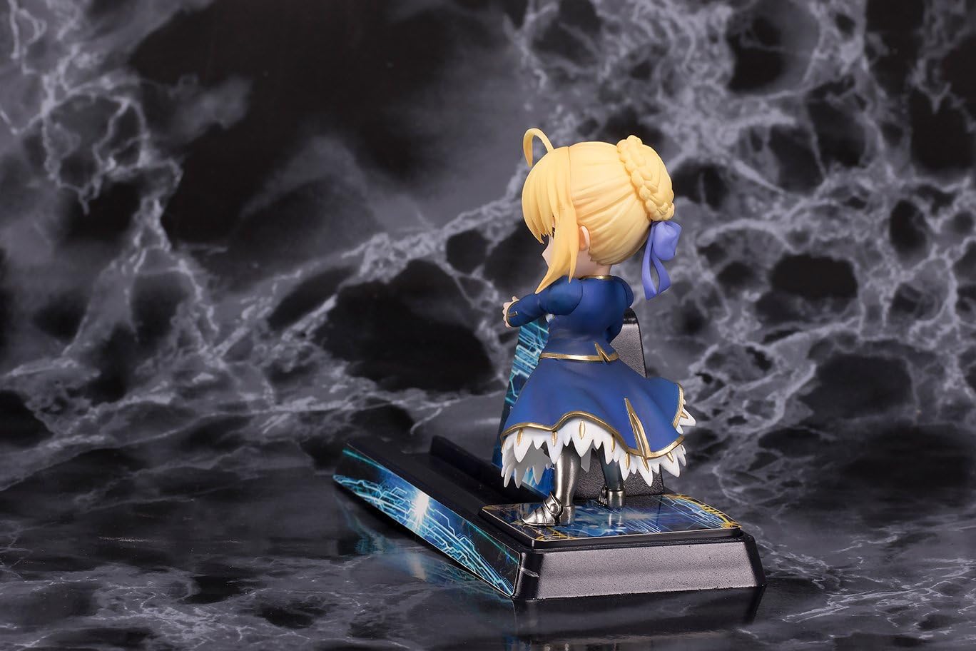 Smartphone Stand Bishoujo Character Collection No.17 Fate/Grand Order - Saber/Altria Pendragon | animota