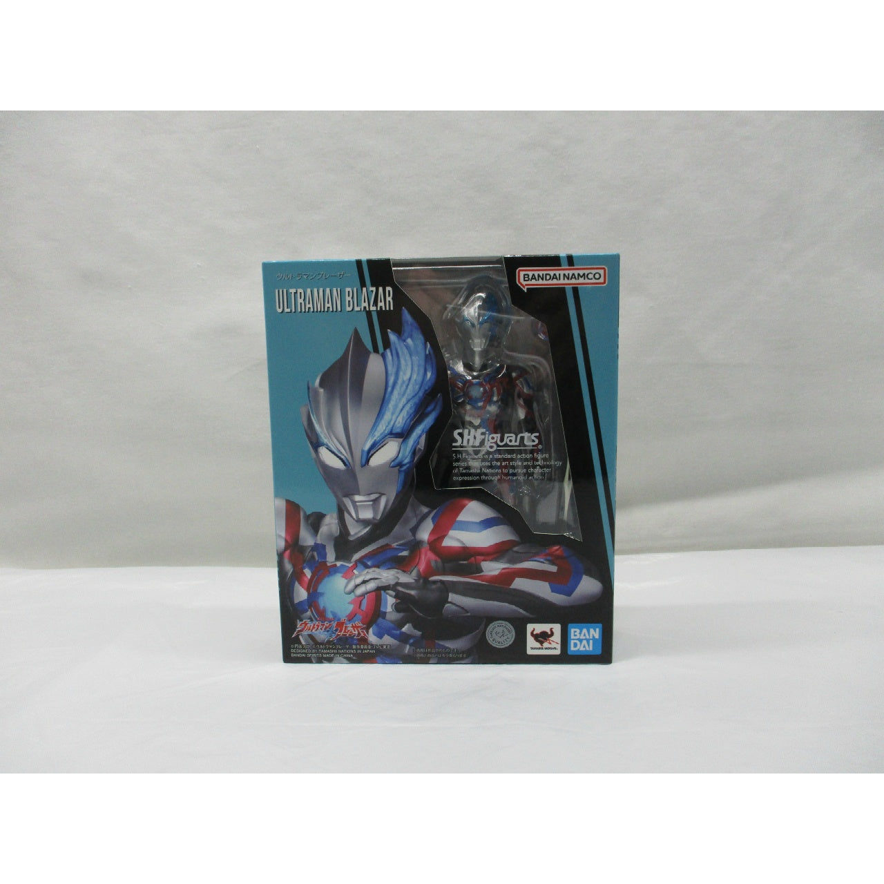 Ultraman Blazar de SHFiguarts