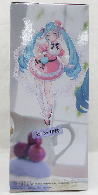 FuRyu Hatsune Miku Exc∞d Creative Figure Sweet Sweets-Macaron-, animota