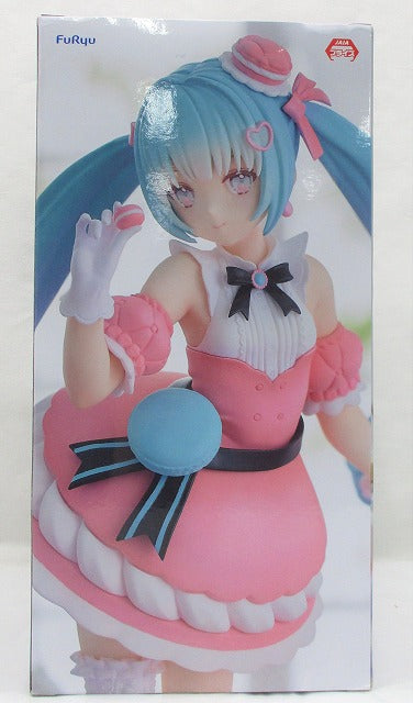 FuRyu Hatsune Miku Exc∞d Creative Figure Sweet Sweets-Macaron-, animota