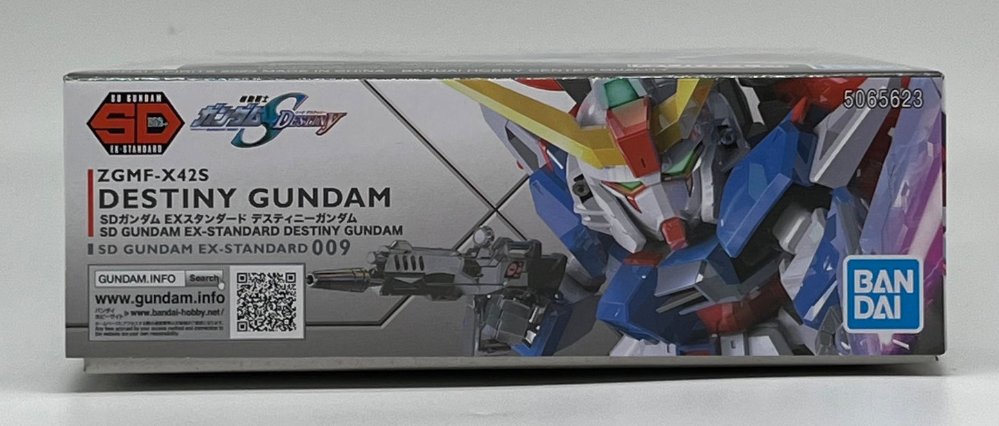 SD Gundam Ex-Standard 009 Destiny Gundam