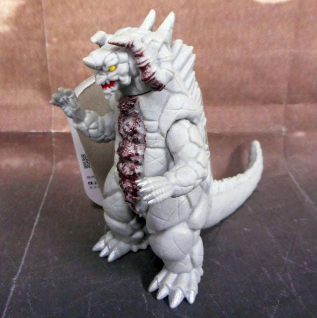 Bandai Ultra Monster 500 Ultraman Tiga Serie 35 Silvergon