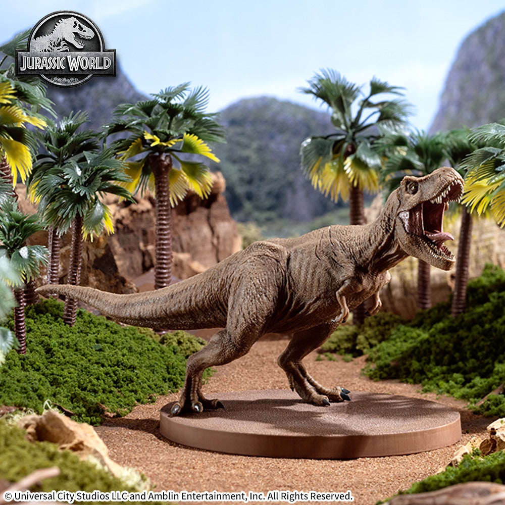 Jurassic World Luminasta “T.REX” Figure | animota