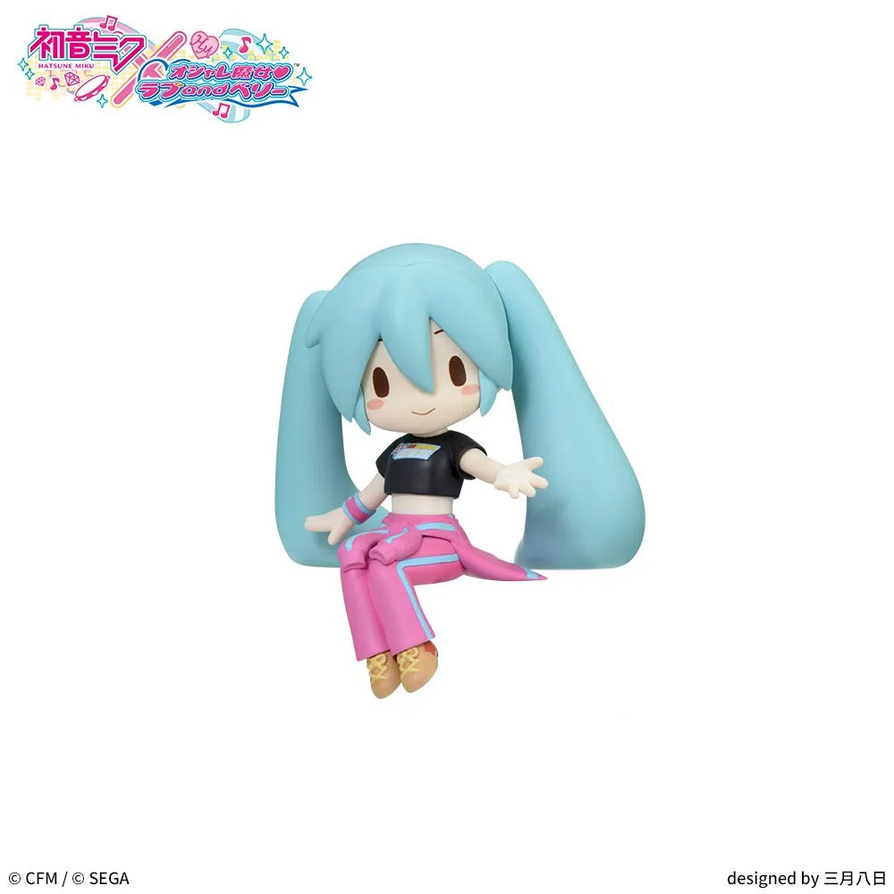 Hatsune Miku Love and Berry: Dress Up and Dance! Fuwapuchi Chokonose 
Mini Figure Hatsune Miku, Action & Toy Figures, animota