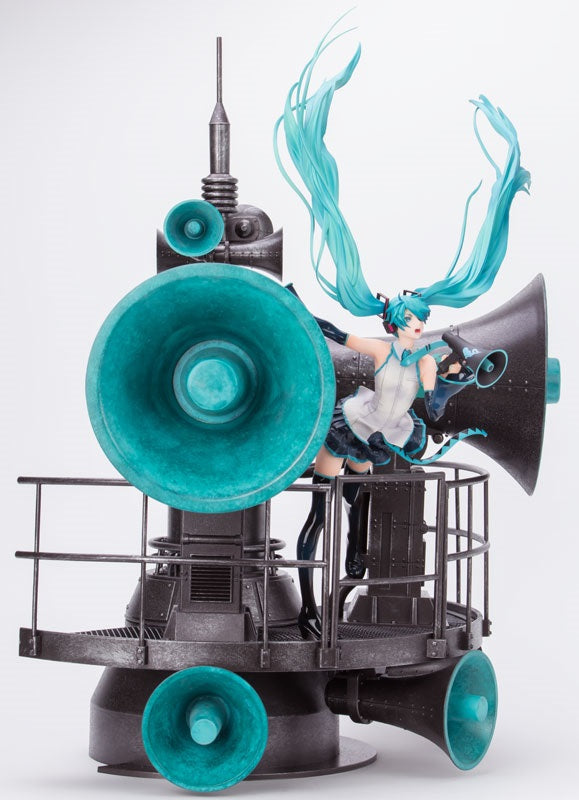 Character Vocal Series 01. Hatsune Miku Love is War ver. DX 1/8 Complete Figure