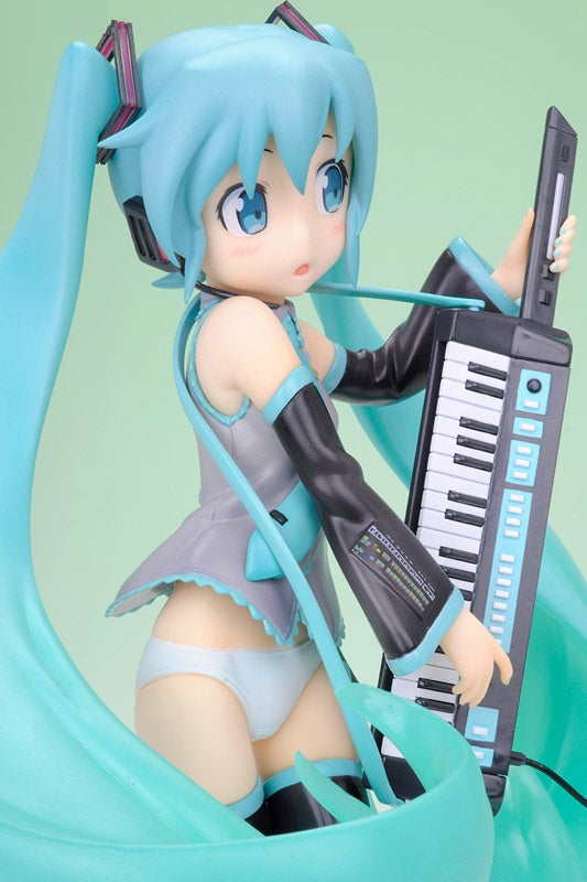 Character Vocal Series 01 Hatsune Miku HSP ver. 1/7 Complete Figure |  animota