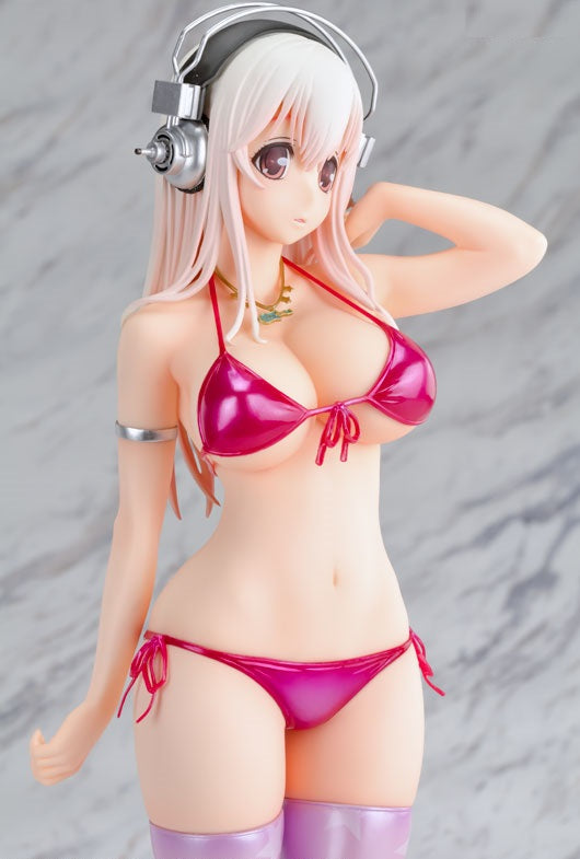 Super Sonico SoniComi Package ver. -Berry!- 1/5 Complete Figure