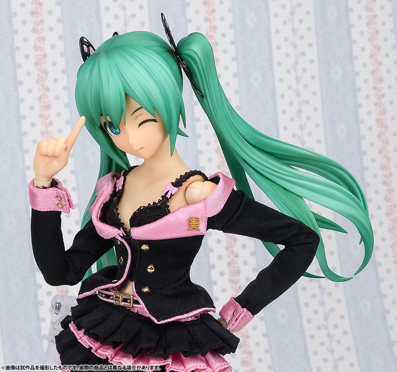 Real Action Heroes: Miku Hatsune -Project DIVA F- Honey Whip [Deluxe ver.], Action & Toy Figures, animota