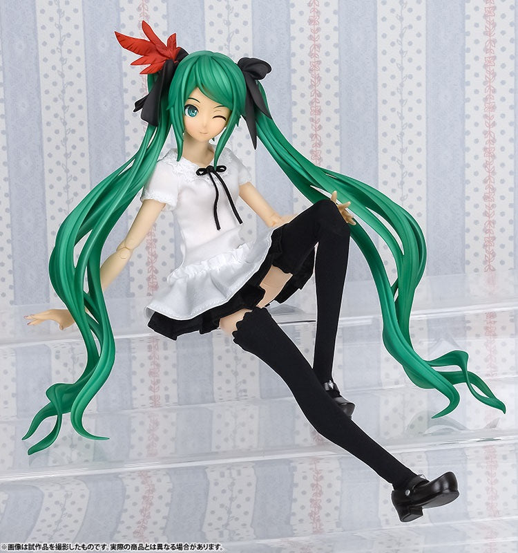 Real Action Heroes: Miku Hatsune -Project DIVA F- Honey Whip [Deluxe ver.], Action & Toy Figures, animota